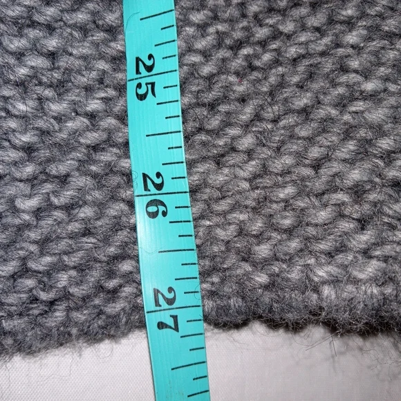 Elsamanda for Anthropologie Gray Oversized Chunky Knit Shrug Medium - Picture 6 of 9